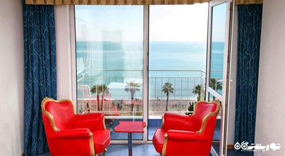  اتاق استاندارد تریپل (سه نفره) هتل ساحلی کریستال شهر آنتالیا